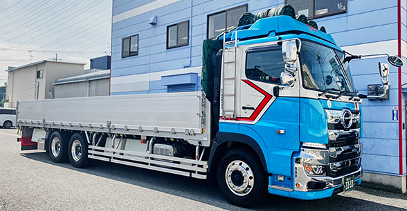 田中運送　10t平ボディー車