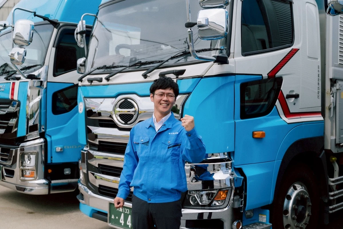 大阪を拠点に関西から名古屋方面の配送を支える運送会社、田中運送のトラックとドライバー